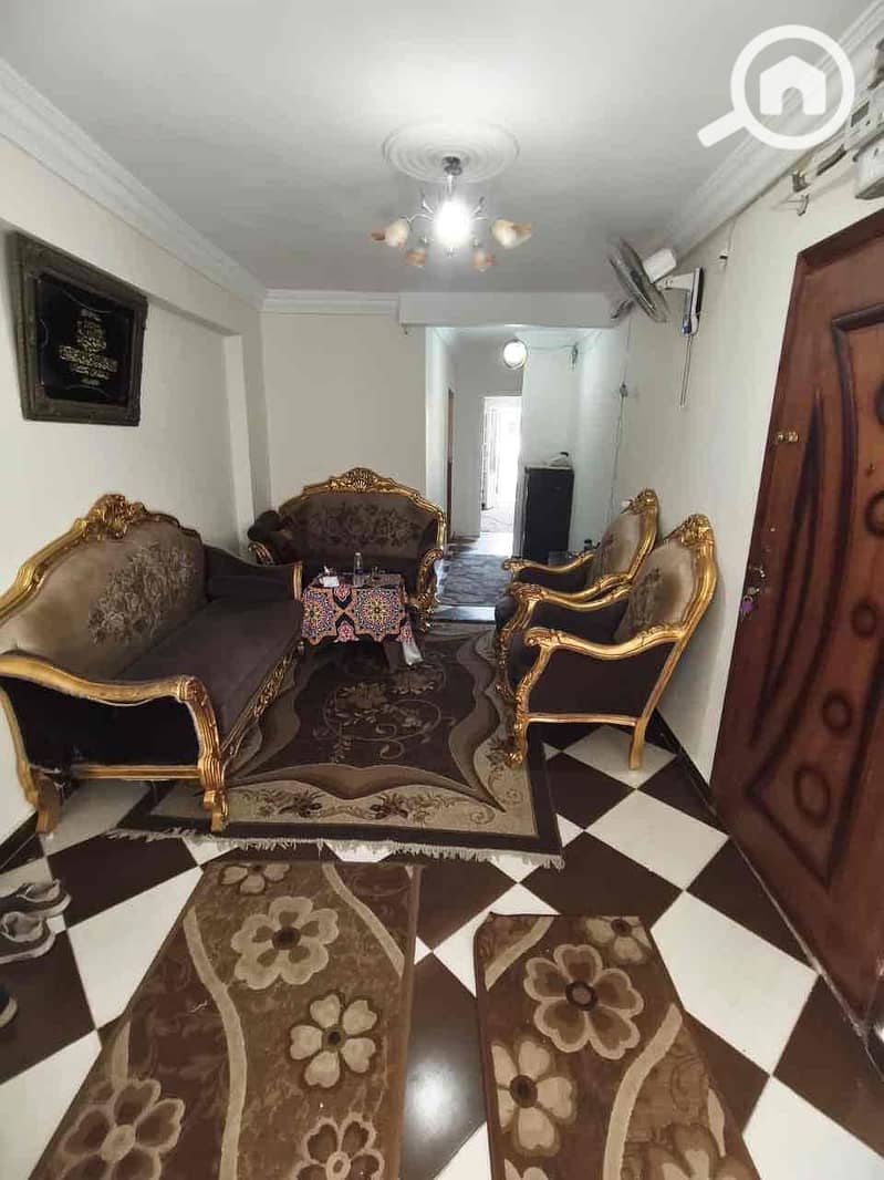 2 e5f6e249-7775-4d93-b6c5-b041a0ee5670. jpg