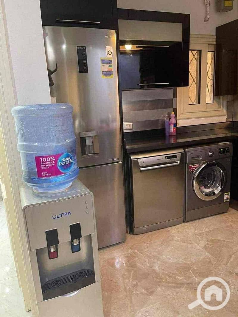 10 cbce08d1-ba63-4ca3-b8e9-c80c28c98e4f. jpg