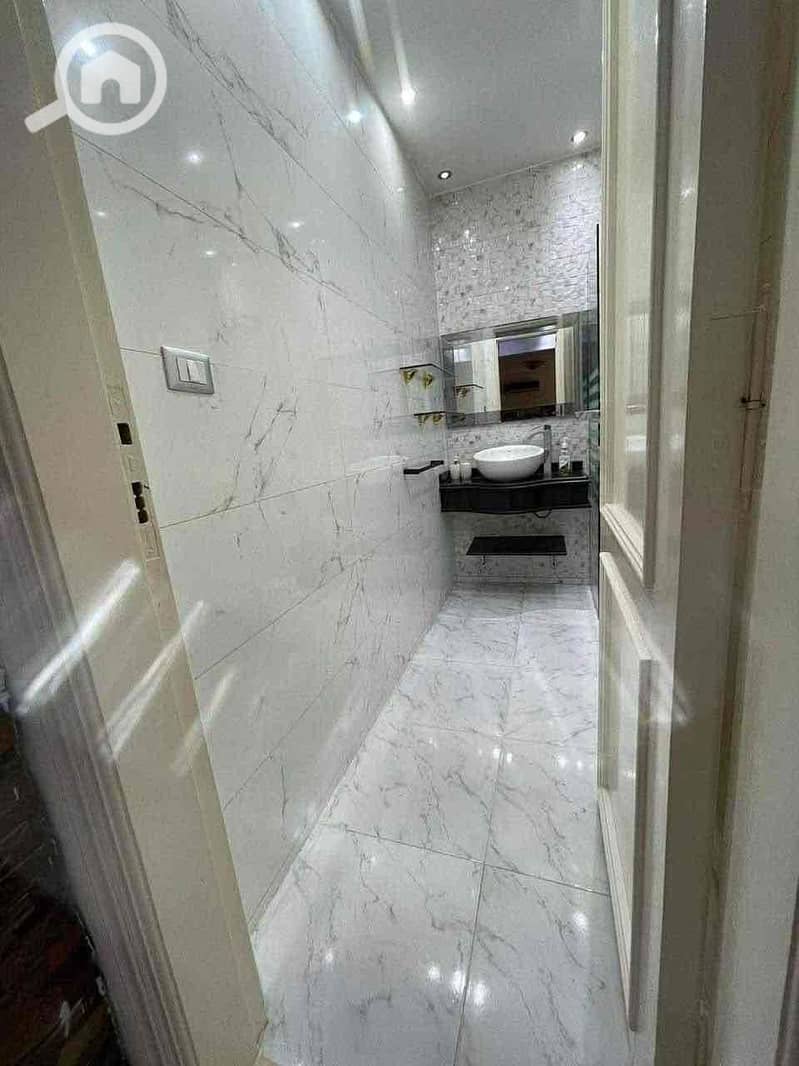 13 255e0c0f-116b-4360-9631-663627a08bf7. jpg