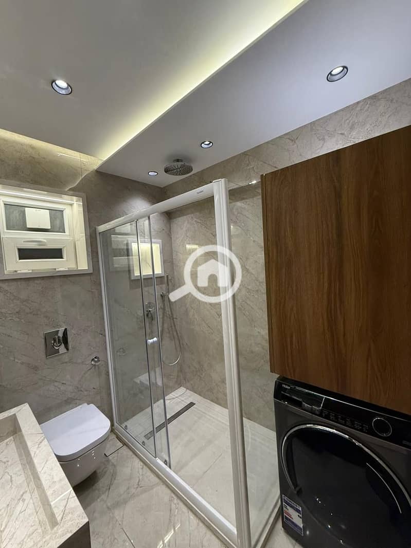 13 e7fd4521-4ee0-4f12-b683-7d1674062280. jpeg