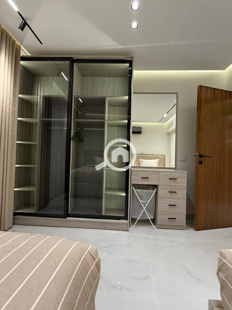 18 2d3d48a2-0247-49f6-a0ce-4ad5fdd83c73. jpeg