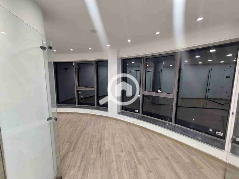 1000097053. jpg 1000097053. jpg