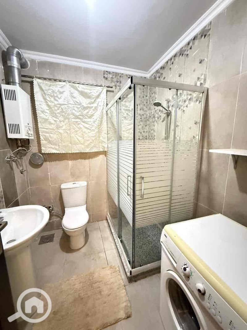 8 d0bc4807-8f15-4041-9bb6-d275633d241c. jpg