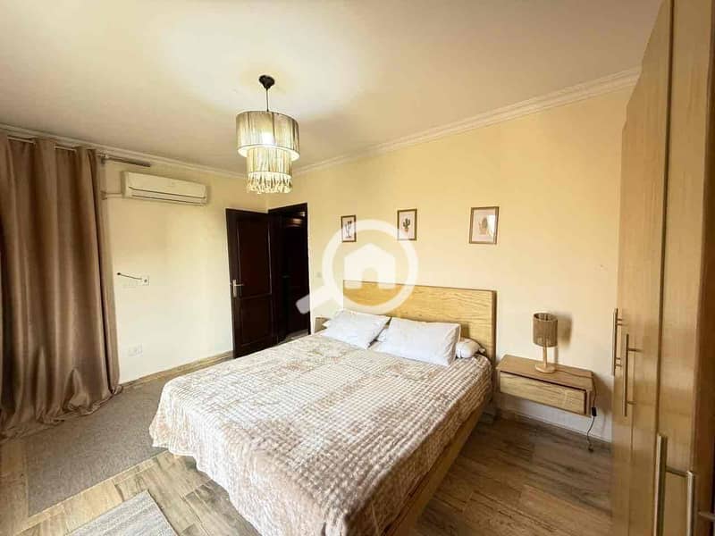 10 45e7346f-2f6b-4809-a1ef-b5240712a348. jpg