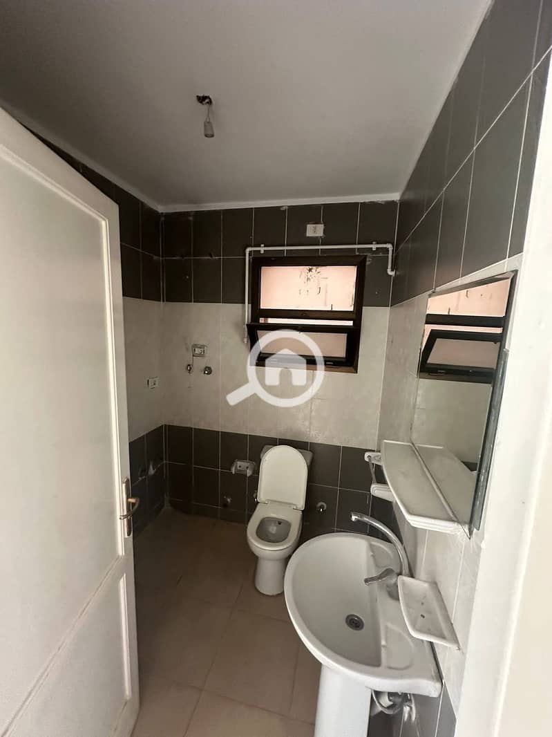 6 12c20184-df45-4481-aa18-d9488c3a6cc1. jpeg