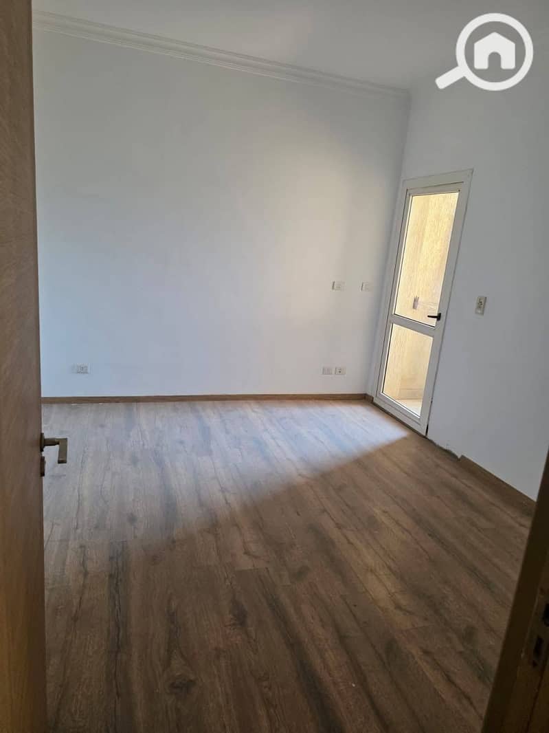 6 569697155_1460043066124265_1047161428265077606_n. jpg