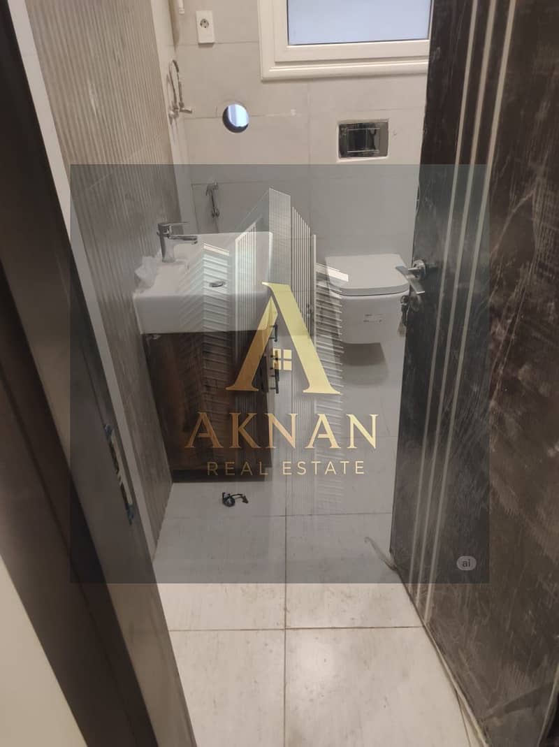 12 WhatsApp Image 2025-10-25 at 13.50. 18 (3). jpeg