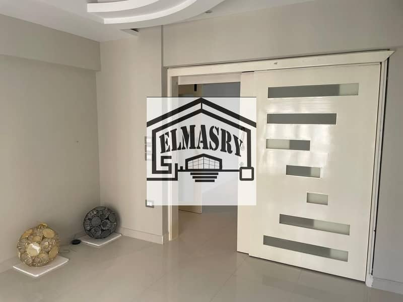 11 446826f5-ee38-4187-9cbf-64f137f2b3b2. jpg