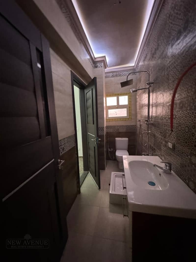 11 WhatsApp Image 2025-10-23 at 4.06. 54 PM (3). jpeg