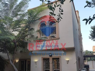 فیلا 5 غرف نوم للايجار في الشيخ زايد، الجيزة - 1. png