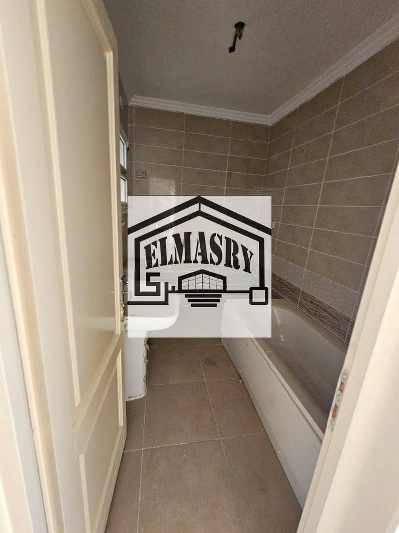 8 b96a542c-82d1-432a-b1cc-abb72c599ce0. jpg