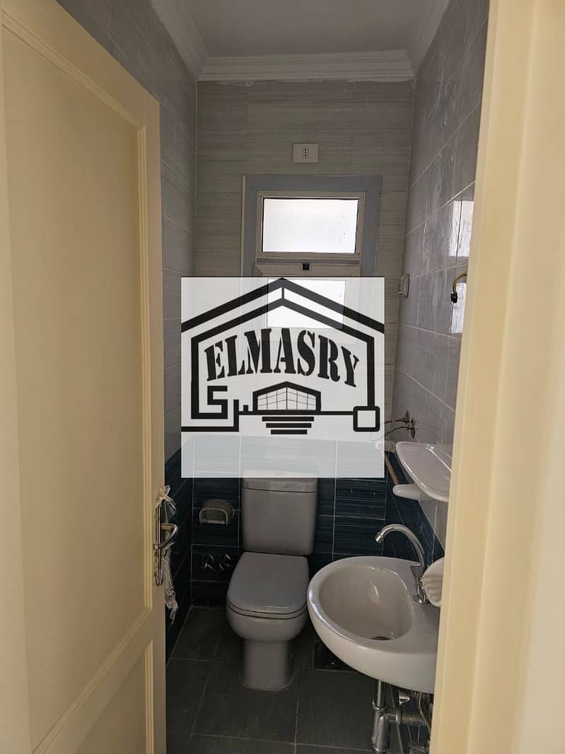 9 491f766b-6e48-4049-8ae8-d4aed5b04f44. jpg