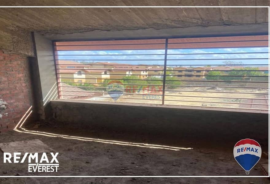 2 WhatsApp Image 2025-09-25 at 12.39. 30 PM (7). jpeg