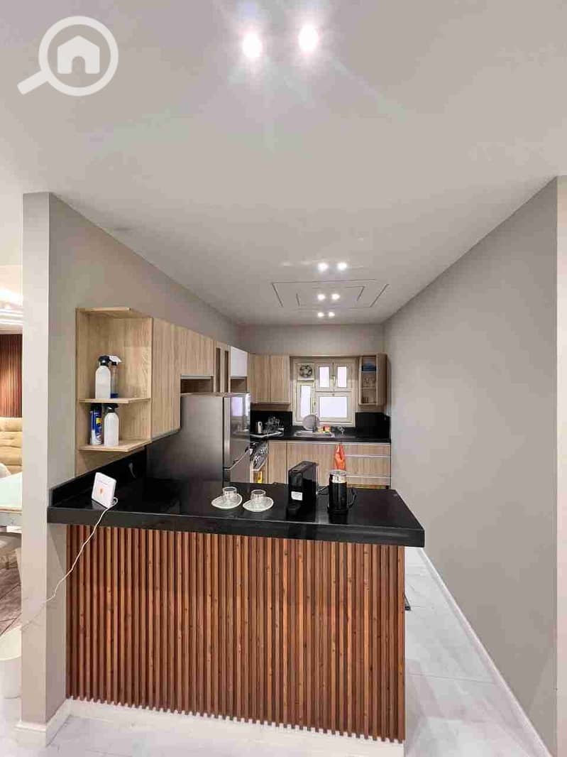 1001075415. jpg 1001075415. jpg