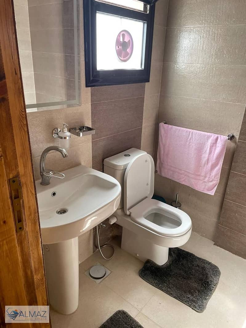 7 WhatsApp Image 2025-10-25 at 4.37. 17 PM. jpeg