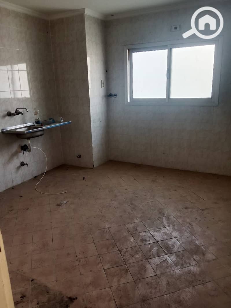 11 e31174e8-da00-467d-8868-80dd9b6642fa. jpeg