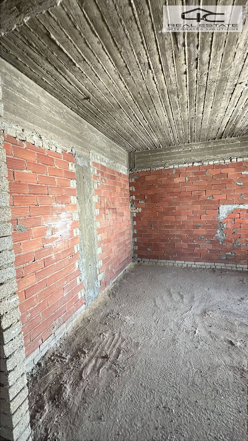 12 WhatsApp Image 2025-03-22 at 6.41. 56 PM (2). jpeg