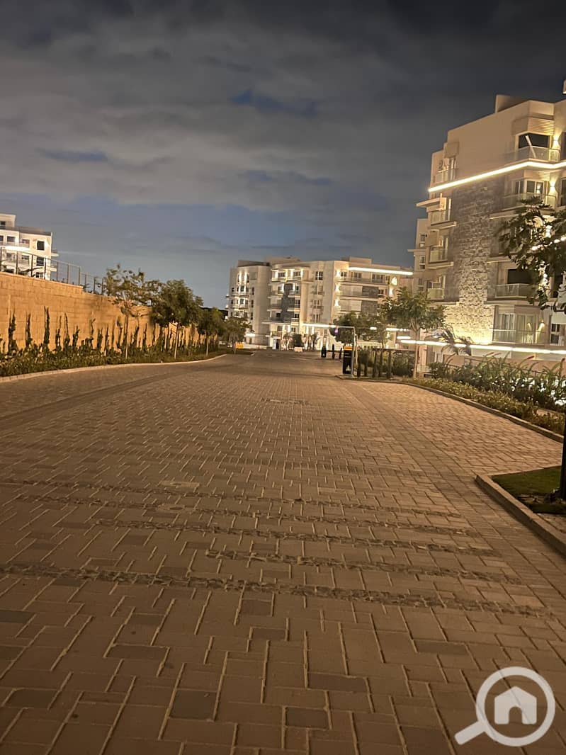 3 fcecb430-29d2-4a73-ad6a-dd22ab47d2f7. jpg