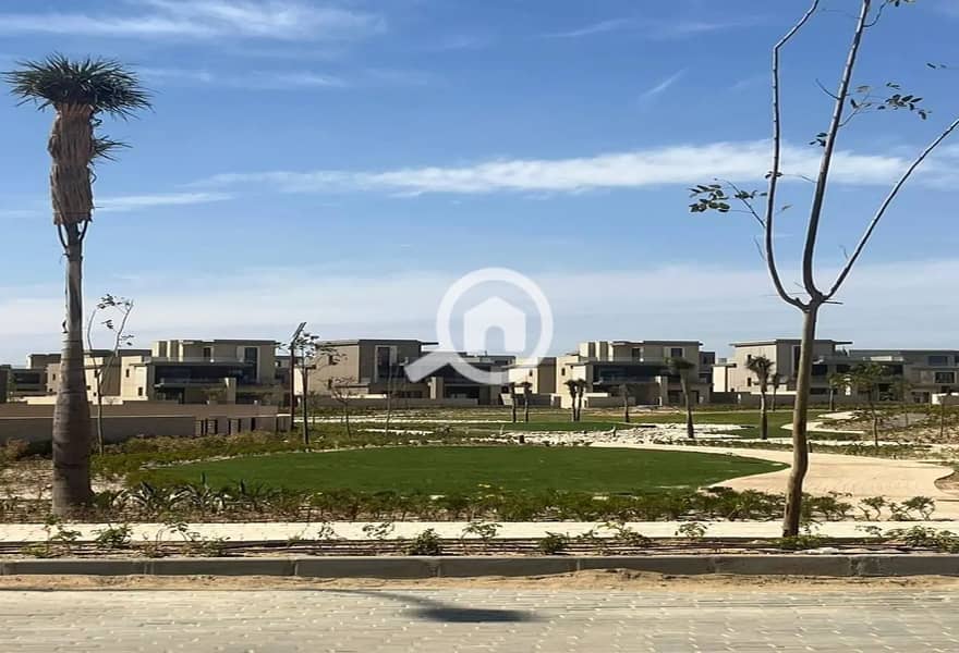 11 7483287-ecbbdo. JPG