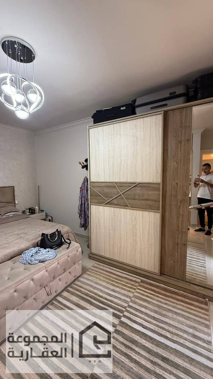 10 7f517657-5ca2-4eb9-aa02-8455123db245. jpg