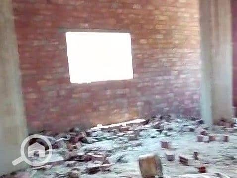 2 WhatsApp Video 2025-10-23 at 15.38. 43_4eb0e371 - frame at 0m3s. jpg
