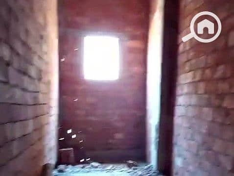 9 WhatsApp Video 2025-10-23 at 15.38. 43_4eb0e371 - frame at 0m47s. jpg