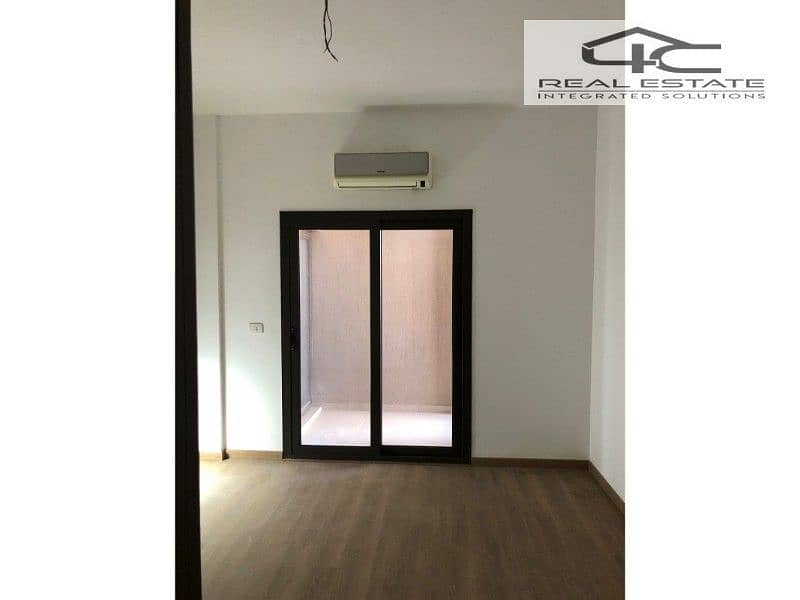 8 9a2cf25f-7316-4996-aee6-2e6a2435b749. jfif. jpg