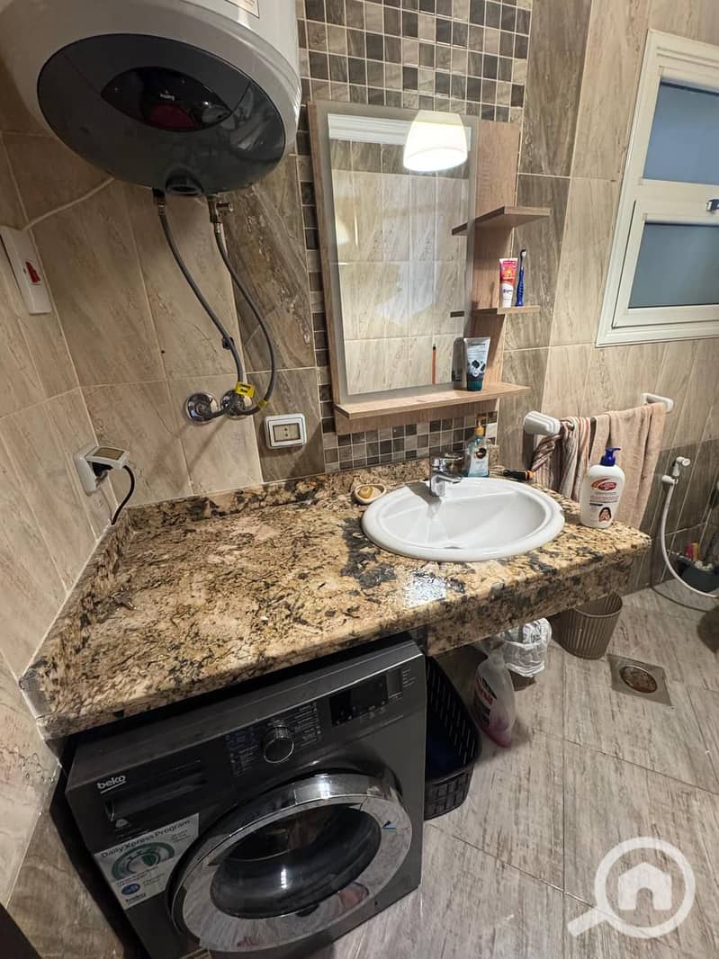 11 ce886370-e66d-4e09-9b88-3011940ba8d0. jpg