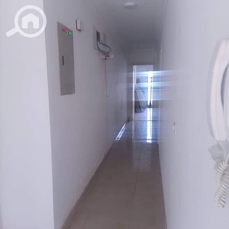 6 25b562c7-1a13-4548-b374-6a600ebe5959. jpeg