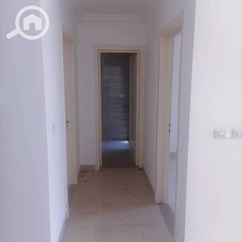 9 c0350a30-70e9-40f4-979d-e385acd2d43f. jpeg