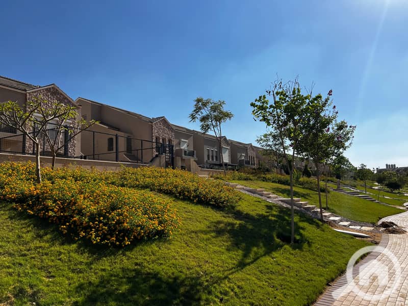 4 2eac1e21-89ec-4f70-8e53-d58aa9c9127f. jpg