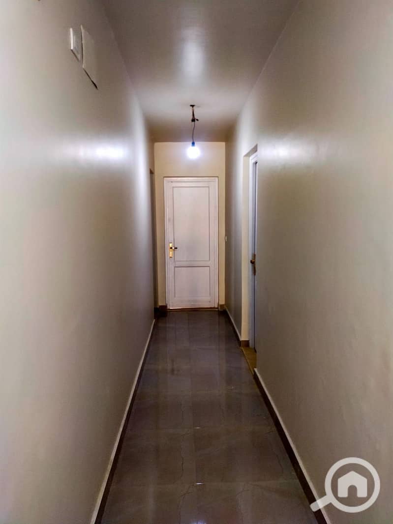 8 77e3e614-9ff5-4838-834a-e809b2d8ff57. jpg