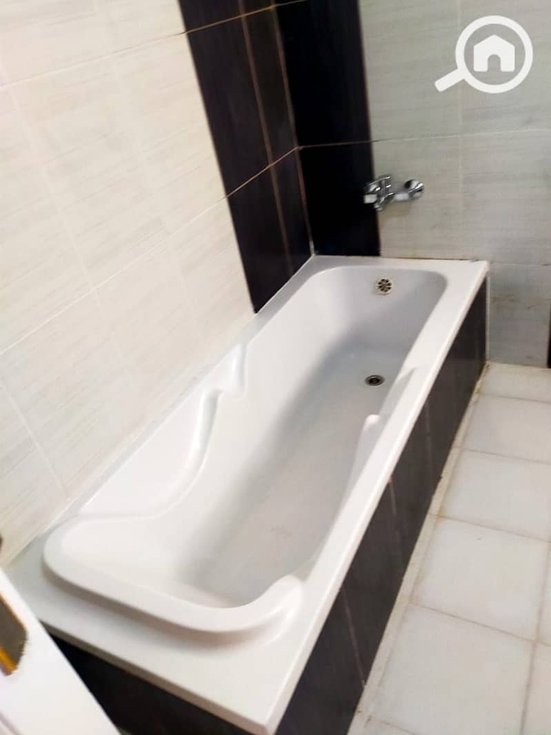 14 bf117495-5955-4bdd-8585-124355e86484. jpg