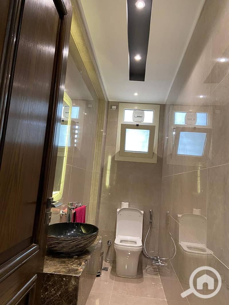 5 WhatsApp Image 2025-10-26 at 10.51. 35 AM. jpeg