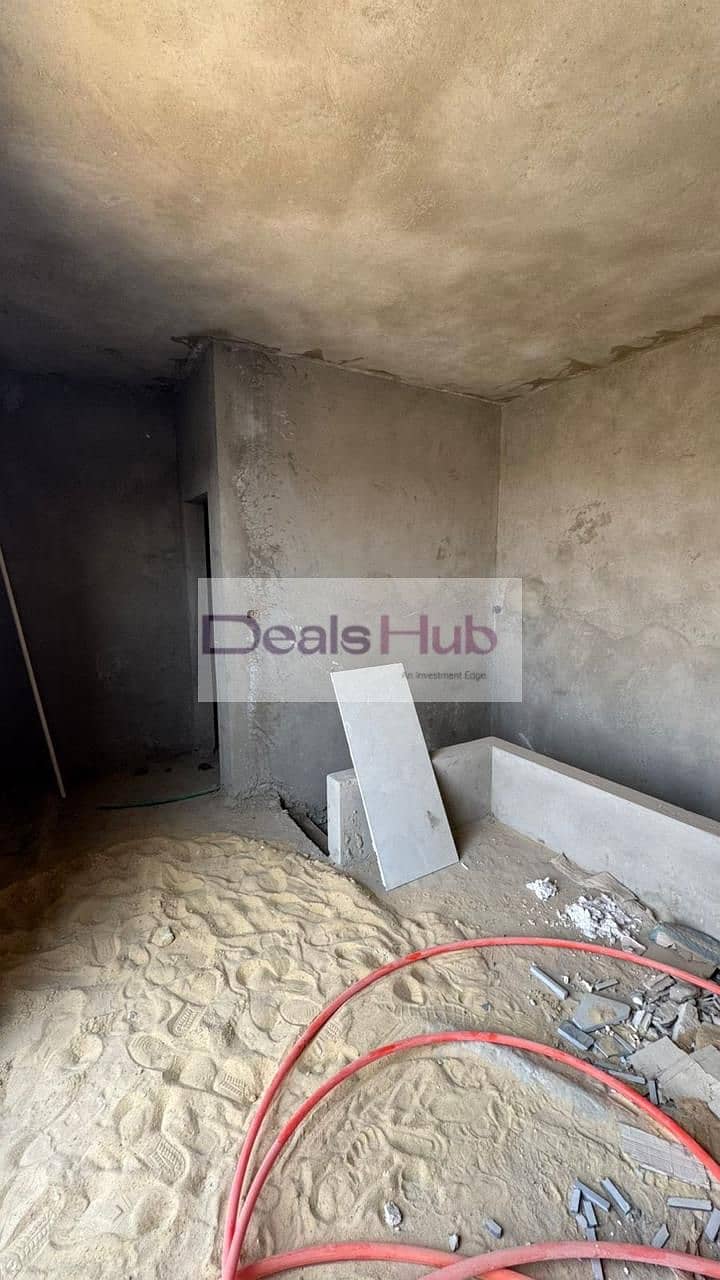 10 09aec2d8-4a53-415b-b696-6683979d7679. jpg