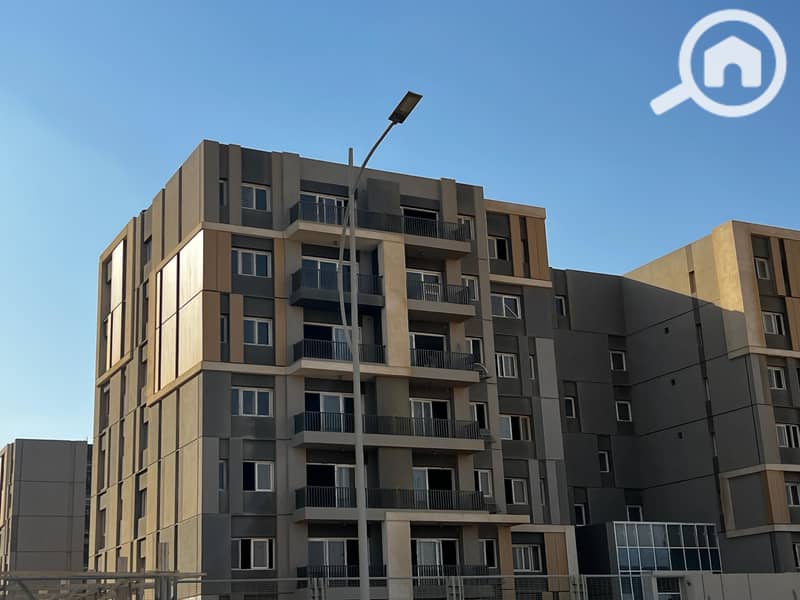 8 faf7bf9a-9c7f-4941-9abc-269f16844957. jpg