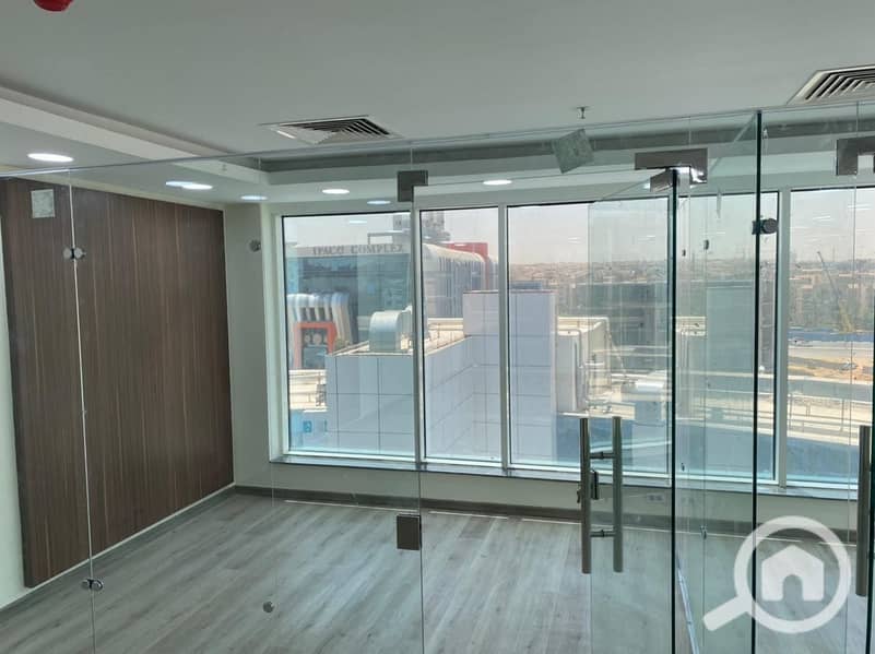 4 5d567382-8531-49b8-b20d-813e33f41df1. jpeg