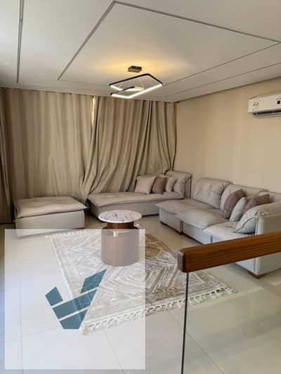 4 Bedroom Flat for Rent in New Cairo, Cairo - 4d1ebe55-32d2-4d7f-ab82-5e558c0c9d1c. jpg 4 Bedroom Flat for Rent in New Cairo, Cairo - 4d1ebe55-32d2-4d7f-ab82-5e558c0c9d1c. jpg