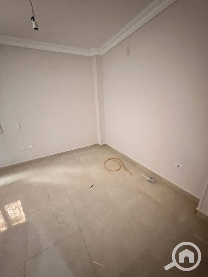 4 WhatsApp Image 2025-10-26 at 11.50. 21 AM (2). jpeg