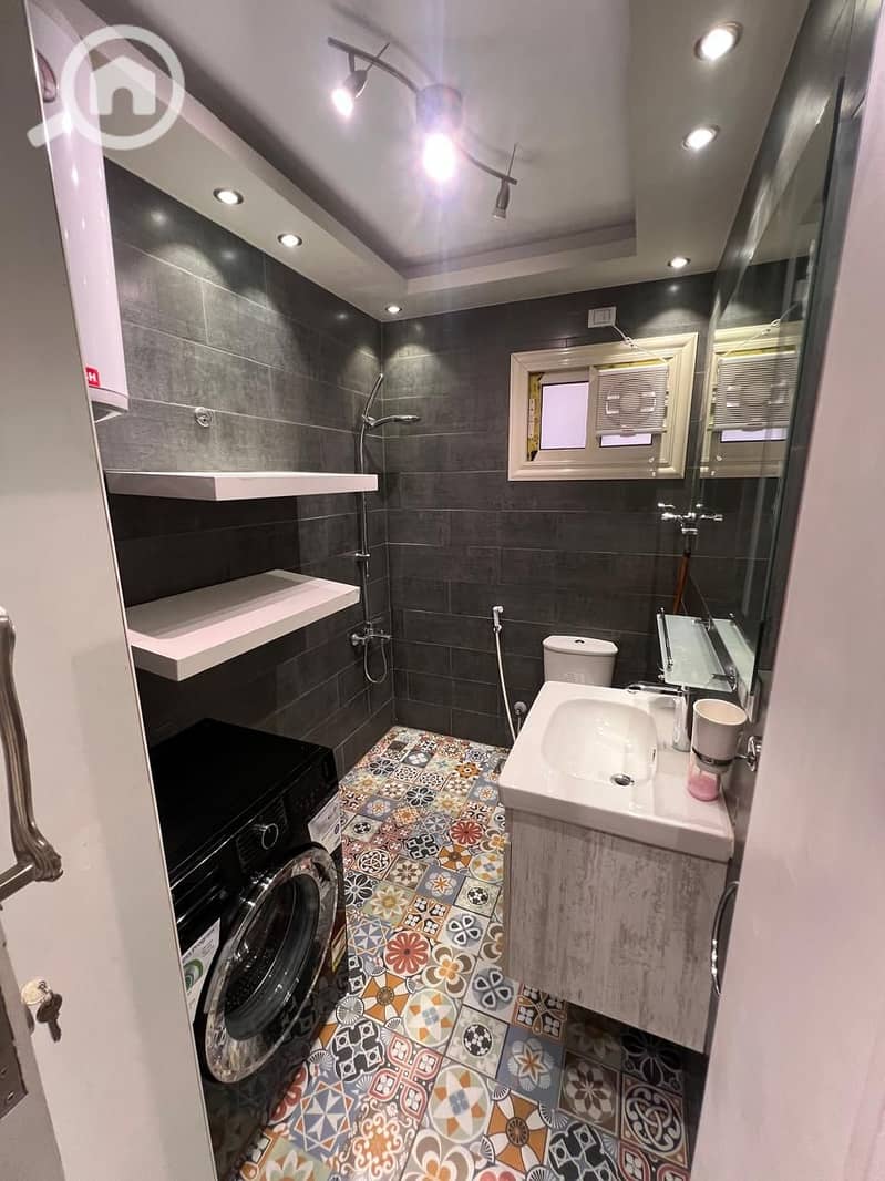 5 WhatsApp Image 2025-10-25 at 6.49. 49 PM (1). jpeg