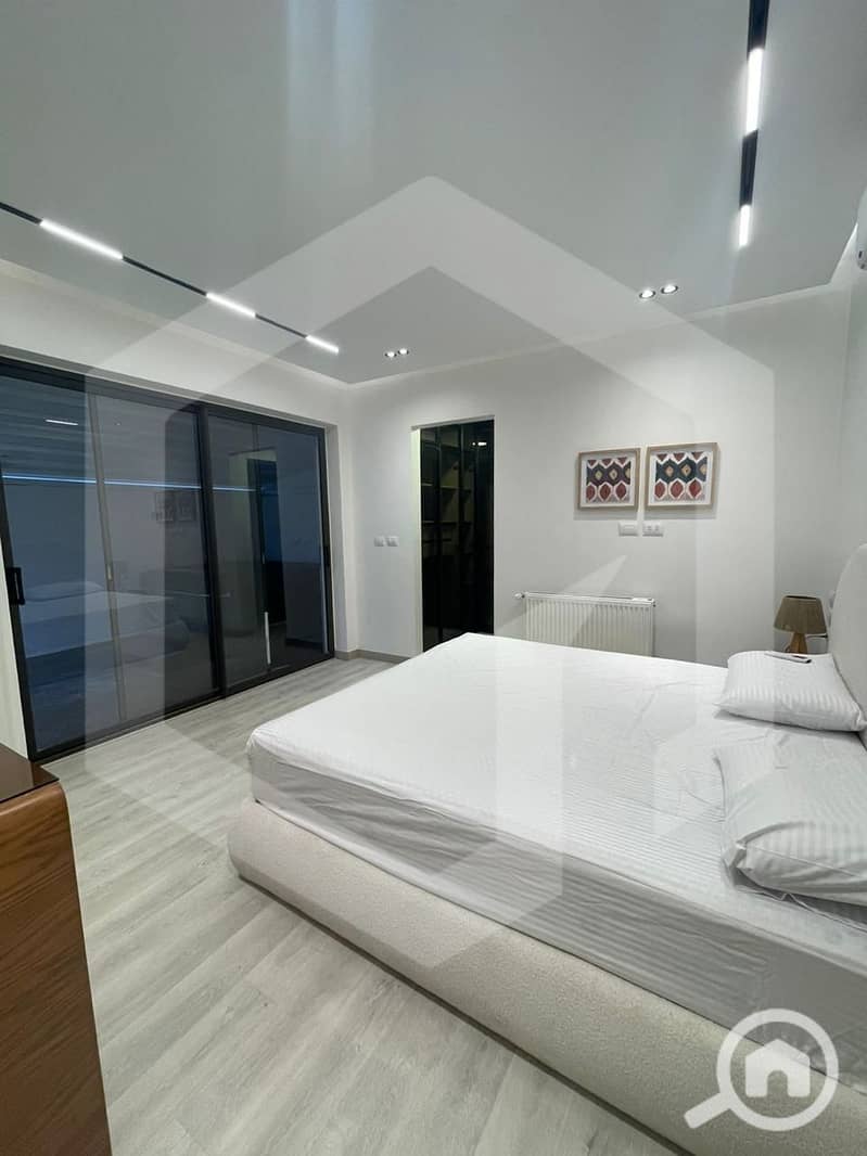 4 Lake View Residence 4. jpg