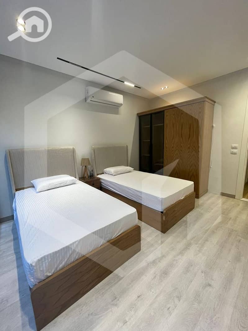 5 Lake View Residence 5. jpg