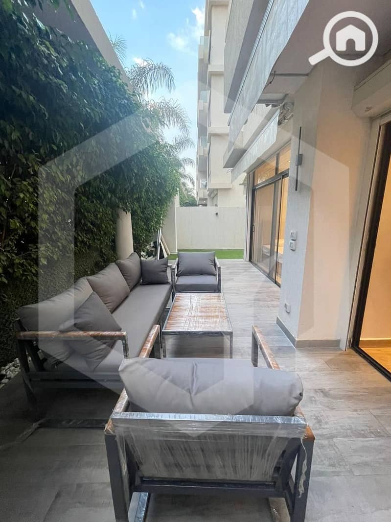 10 Lake View Residence 10. jpg