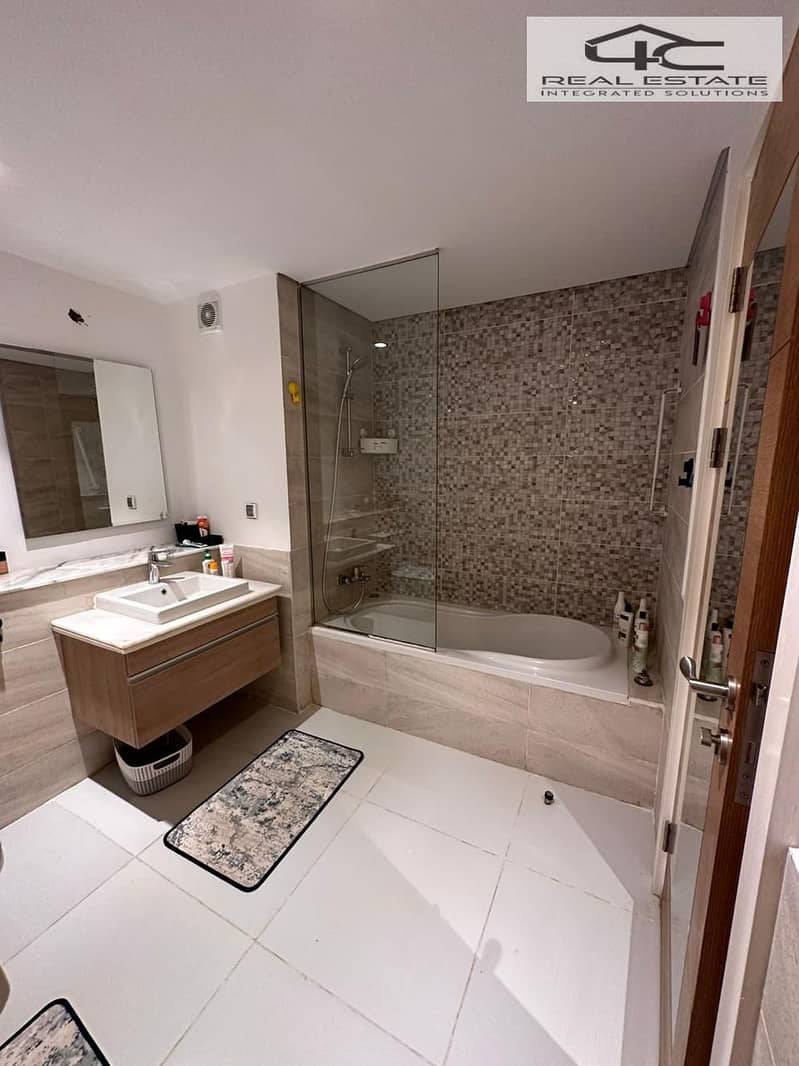 5 WhatsApp Image 2025-10-26 at 12.45. 44 PM. jpeg