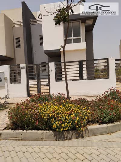 تاون هاوس 4 غرف نوم للبيع في القاهرة الجديدة، القاهرة - WhatsApp Image 2025-06-04 at 1.41. 21 PM (1). jpeg تاون هاوس 4 غرف نوم للبيع في القاهرة الجديدة، القاهرة - WhatsApp Image 2025-06-04 at 1.41. 21 PM (1). jpeg