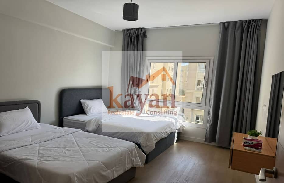 11 cbf36c9c-3f4f-4812-b12b-437734cda3a9. jpg