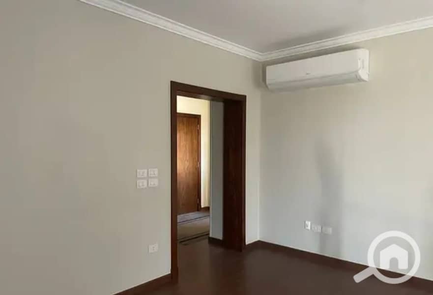 6 WhatsApp Image 2025-10-26 at 1.29. 41 PM (1). jpeg