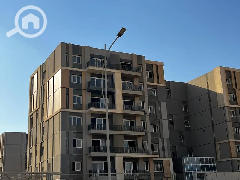 5 096bae0e-ed0f-4678-8f01-cf0ddfc42592. jpg