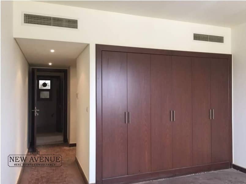 4 WhatsApp Image 2025-09-30 at 2.59. 20 PM (1). jpeg