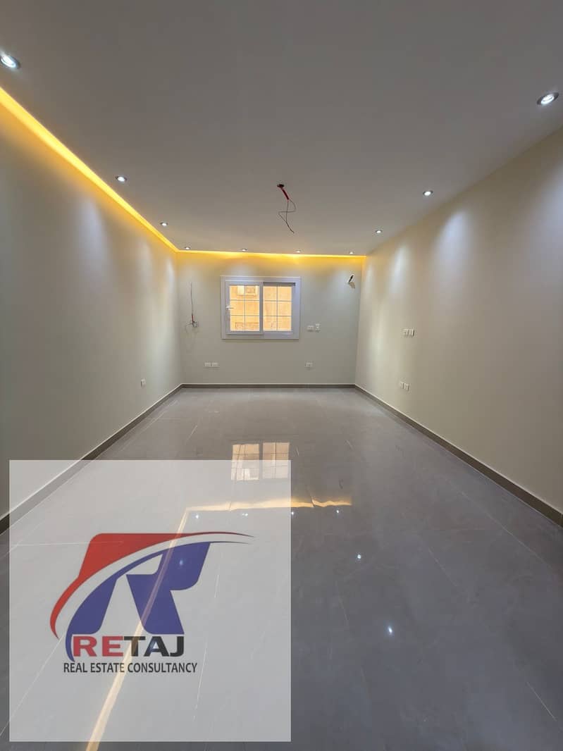 3 WhatsApp Image 2025-10-26 at 07.03. 44 (2). jpeg